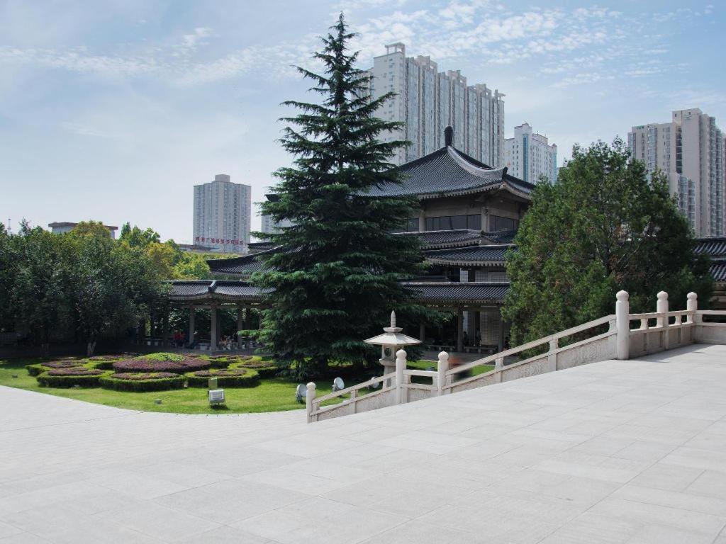 Hanting Hotel Xi'An Xiaozhai West Road Exterior photo